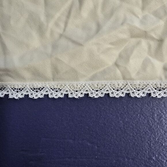 Linea Donatella Lingerie Top NWT  Floral Embroidery Size Small (A40) - Picture 3 of 8